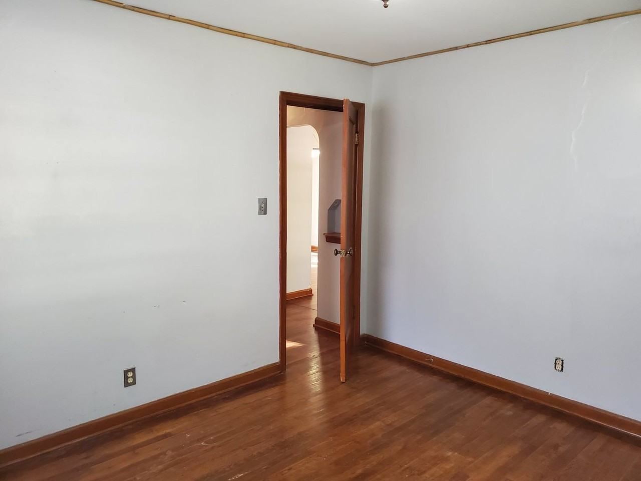 343 S Vassar St - Photo 3 of 22