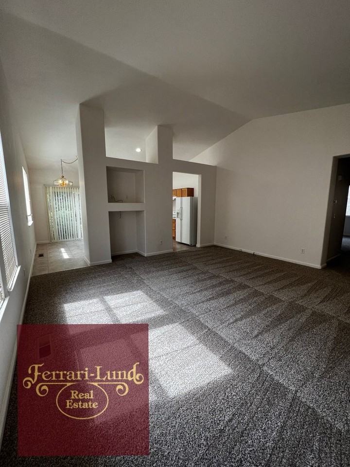 2765 Brass Spur Way - Photo 7 of 27