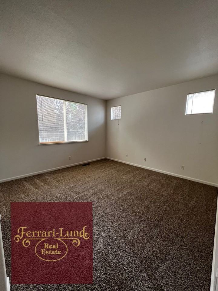 2765 Brass Spur Way - Photo 5 of 27
