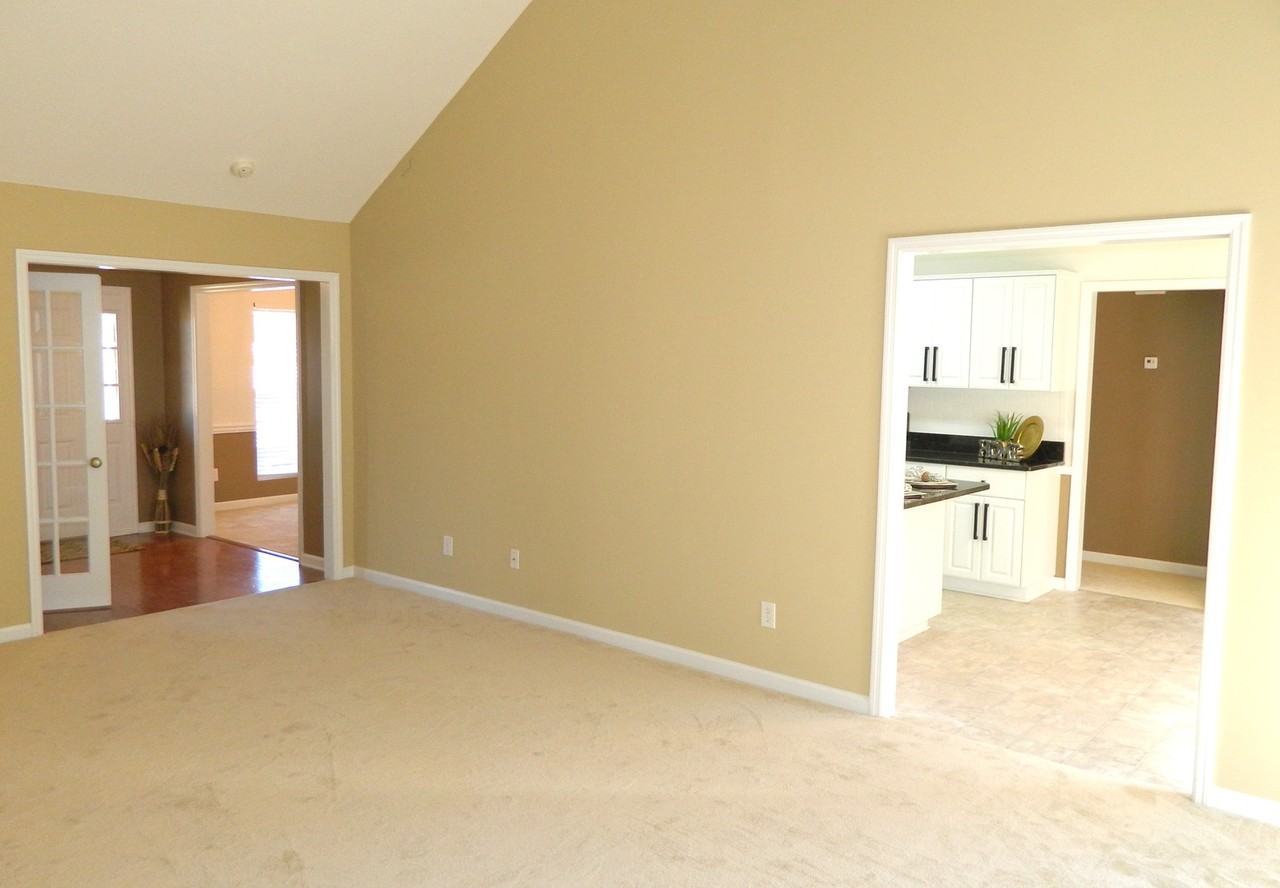 2905 Galahad Way - Photo 4 of 24