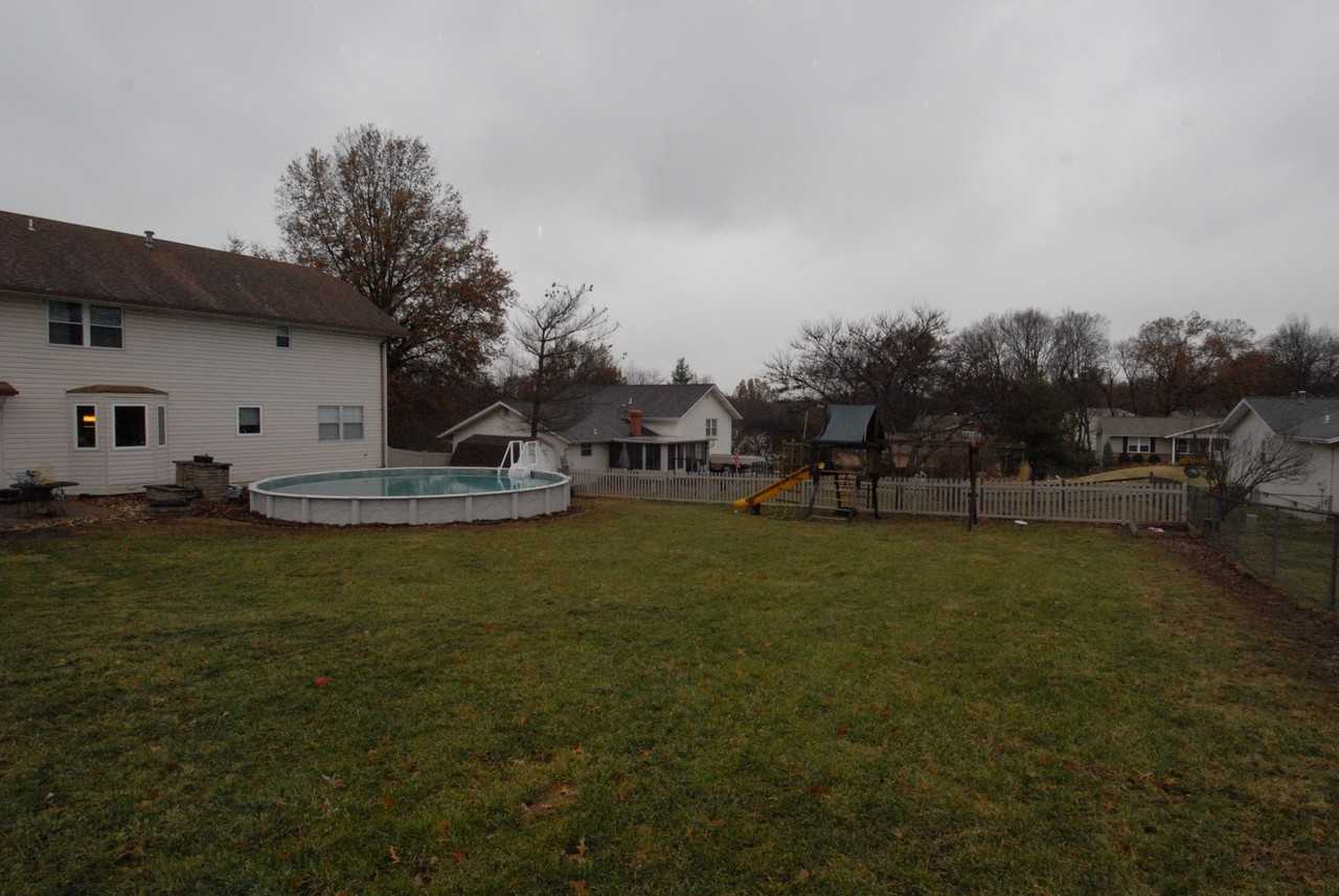 4 Oak Park Dr - Photo 7 of 30