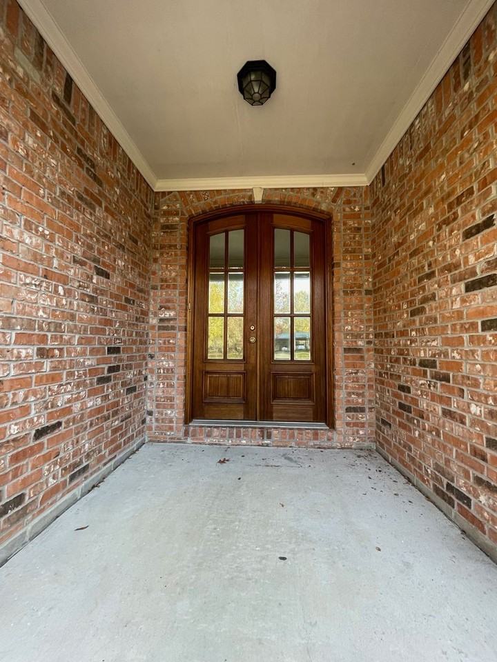 17817 Suma Hill Rd - Photo 3 of 14