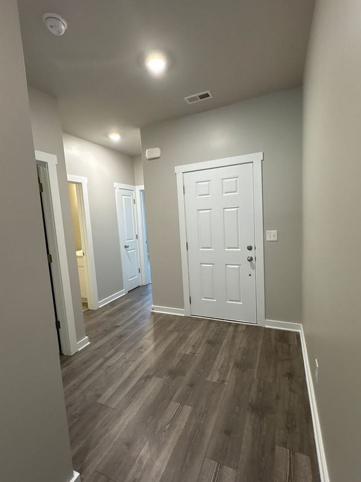 202 Triple Crown Ct - Photo 4 of 25