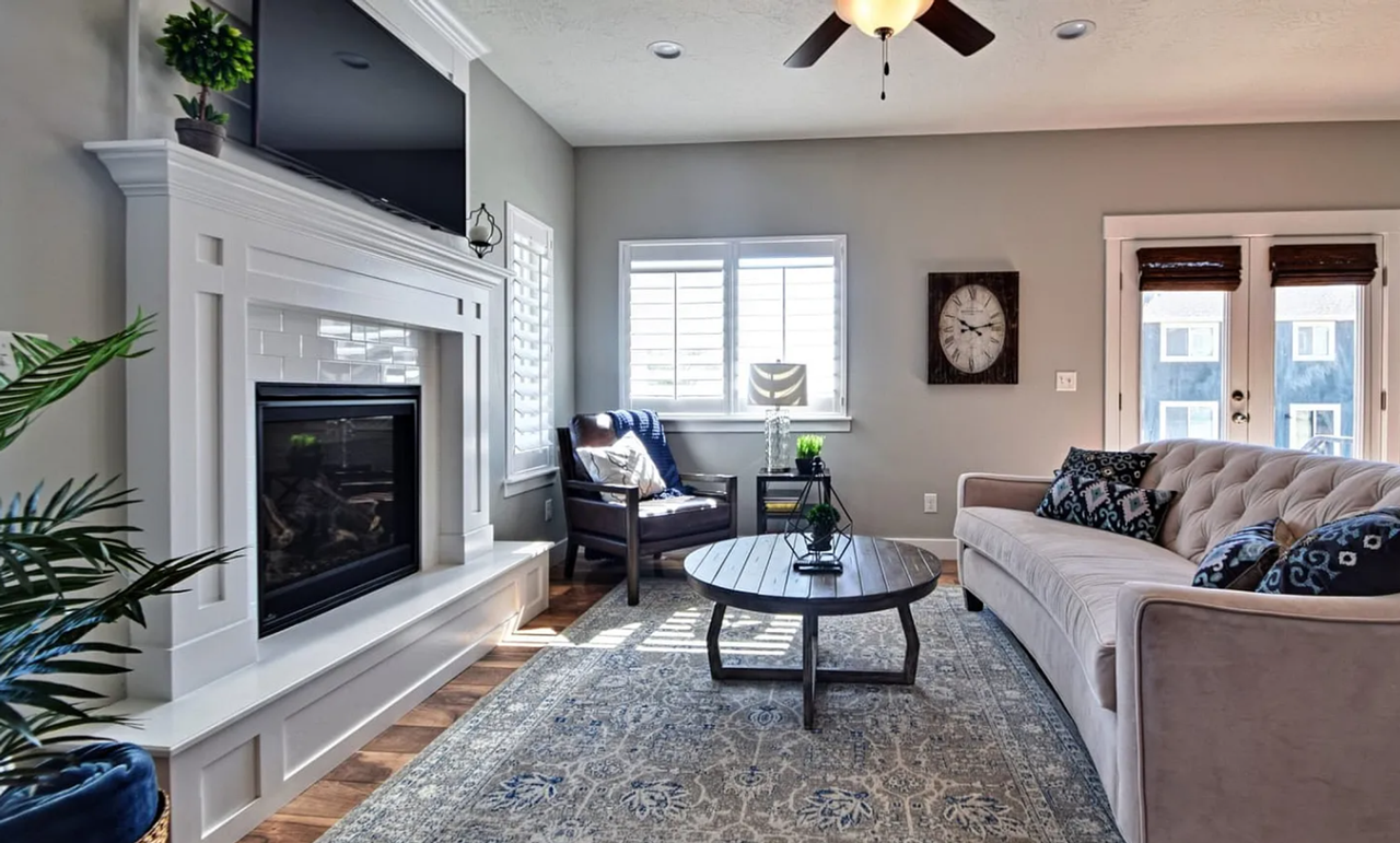 7478 N Hutch Ln - Photo 5 of 26