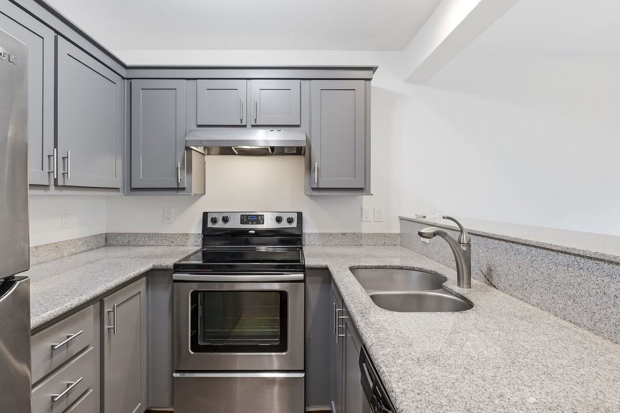 7143 Sw Sagert St #103 - Photo 4 of 22