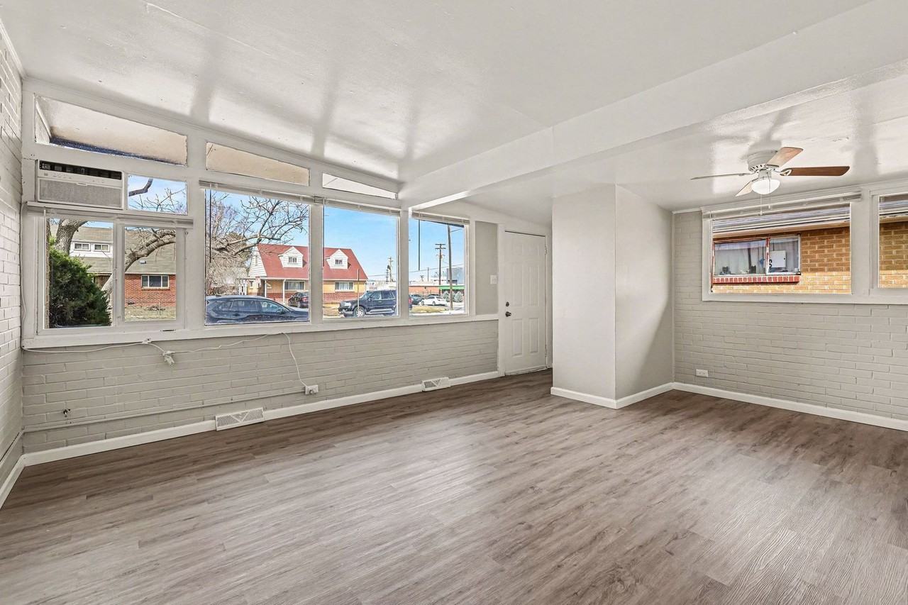 3692 Fairfax St - Photo 4 of 22