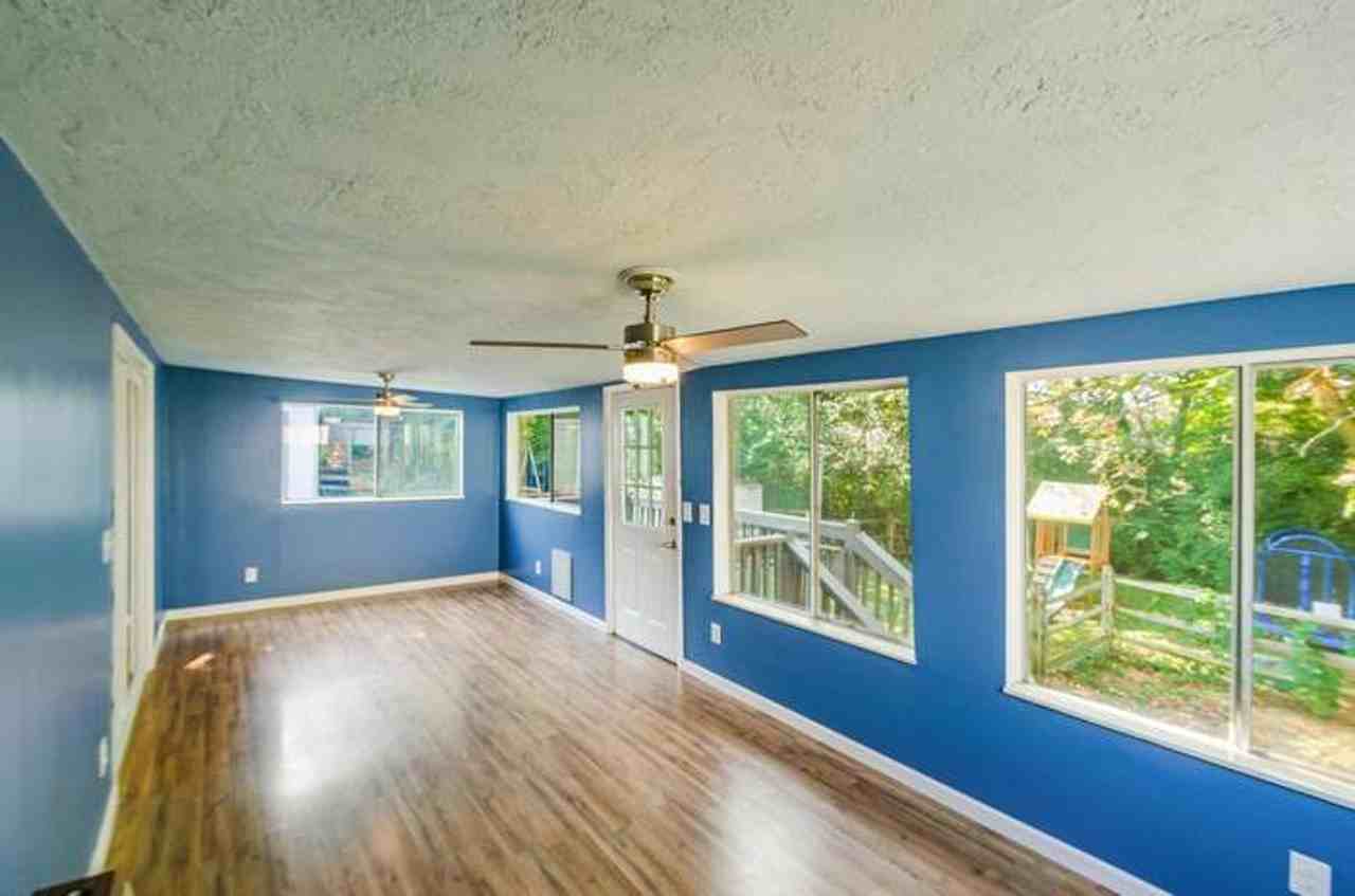 3539 Westbay Dr - Photo 5 of 25