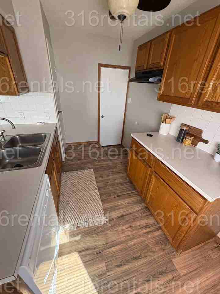 6446 S Mabel St - Photo 5 of 29