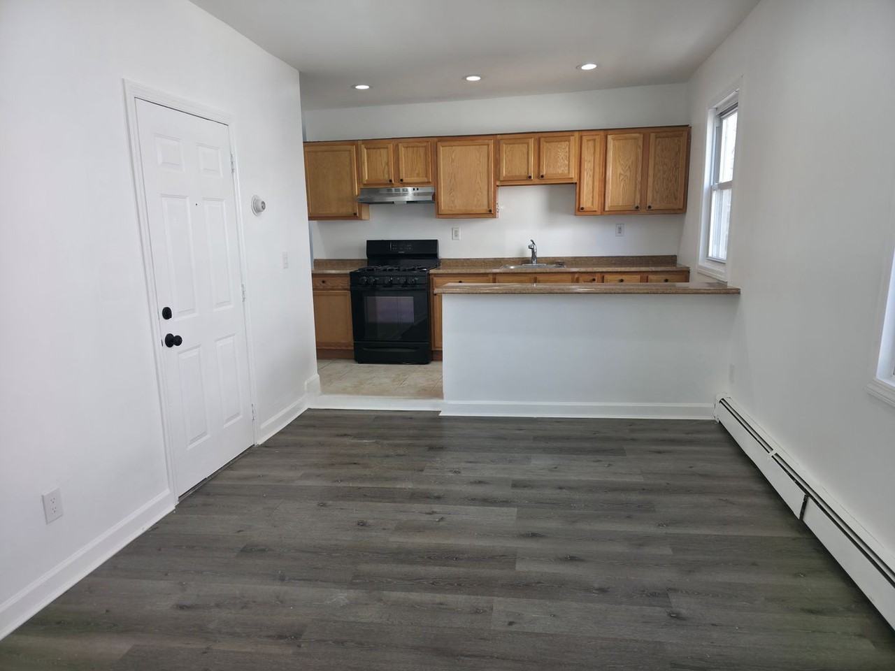 130 Park Ave - Photo 2 of 8