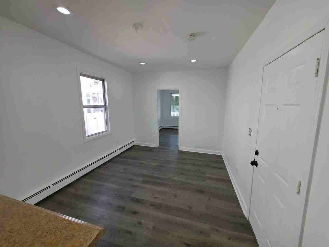 130 Park Ave - Photo 3 of 8