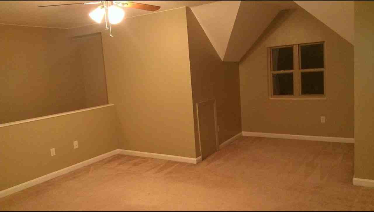 1158 Voskamp St - Photo 7 of 10