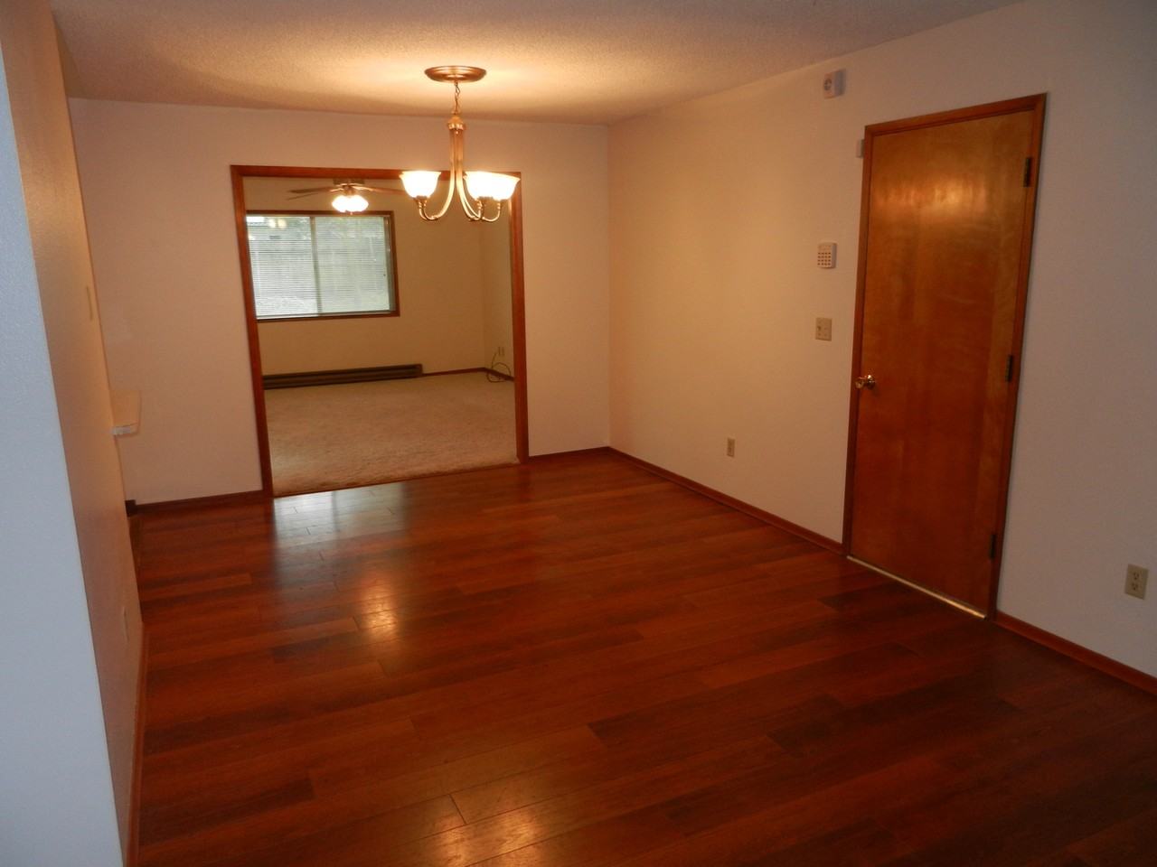 5817 Idaho St - Photo 5 of 16