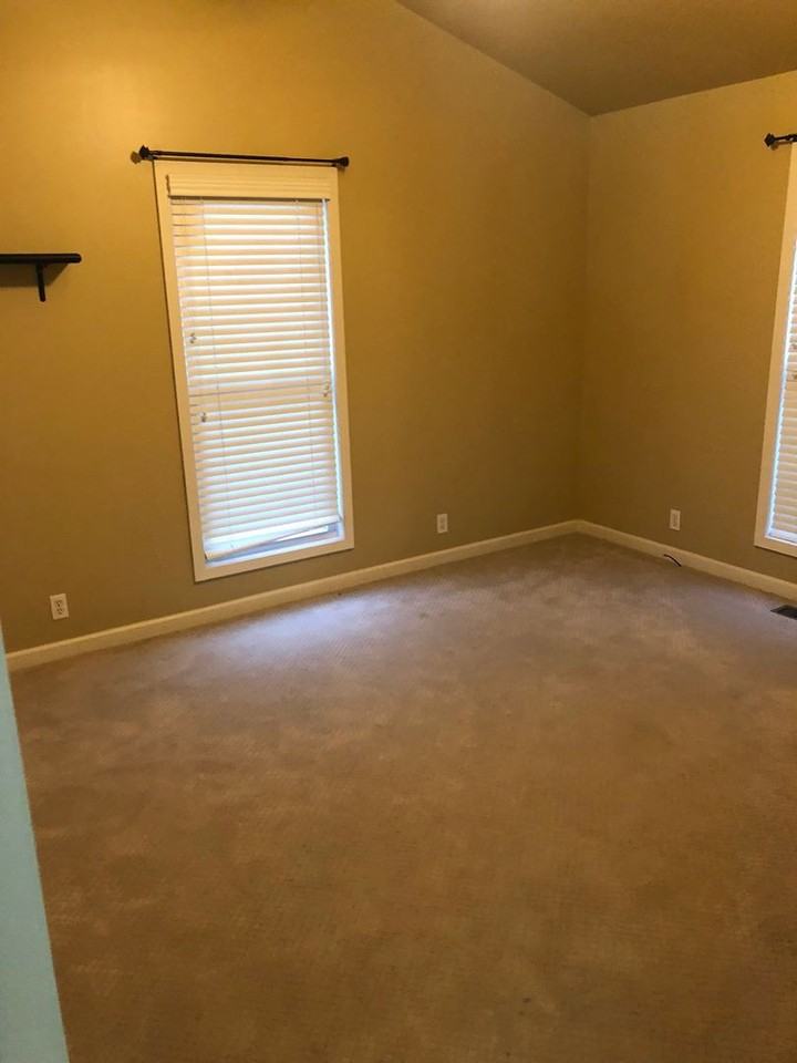 415 Central Ave - Photo 4 of 11