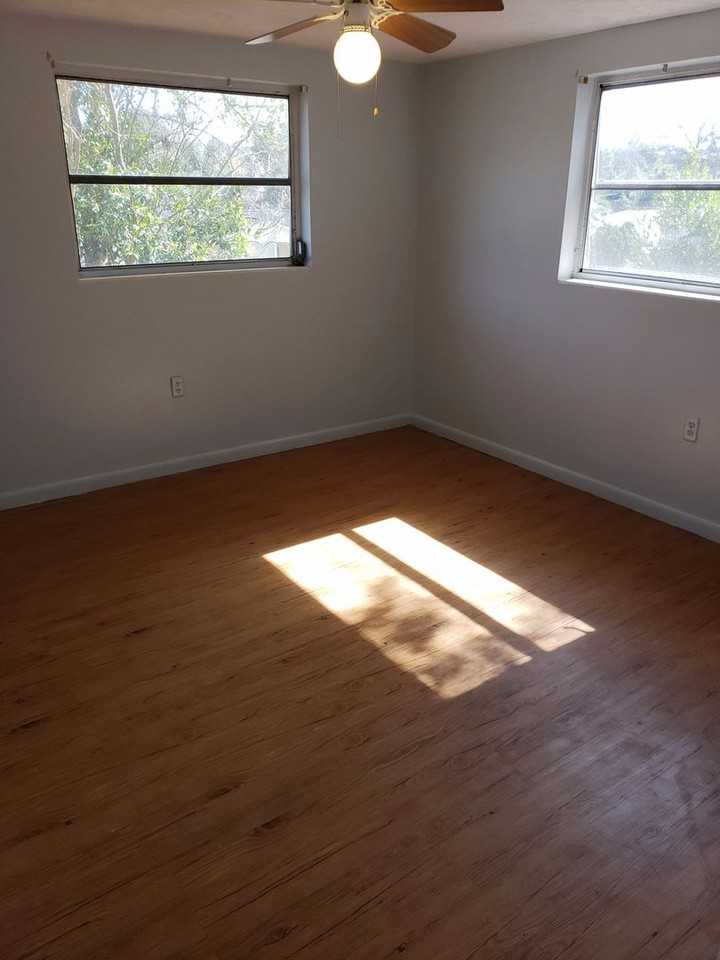 38 S Jefferson St - Photo 7 of 14