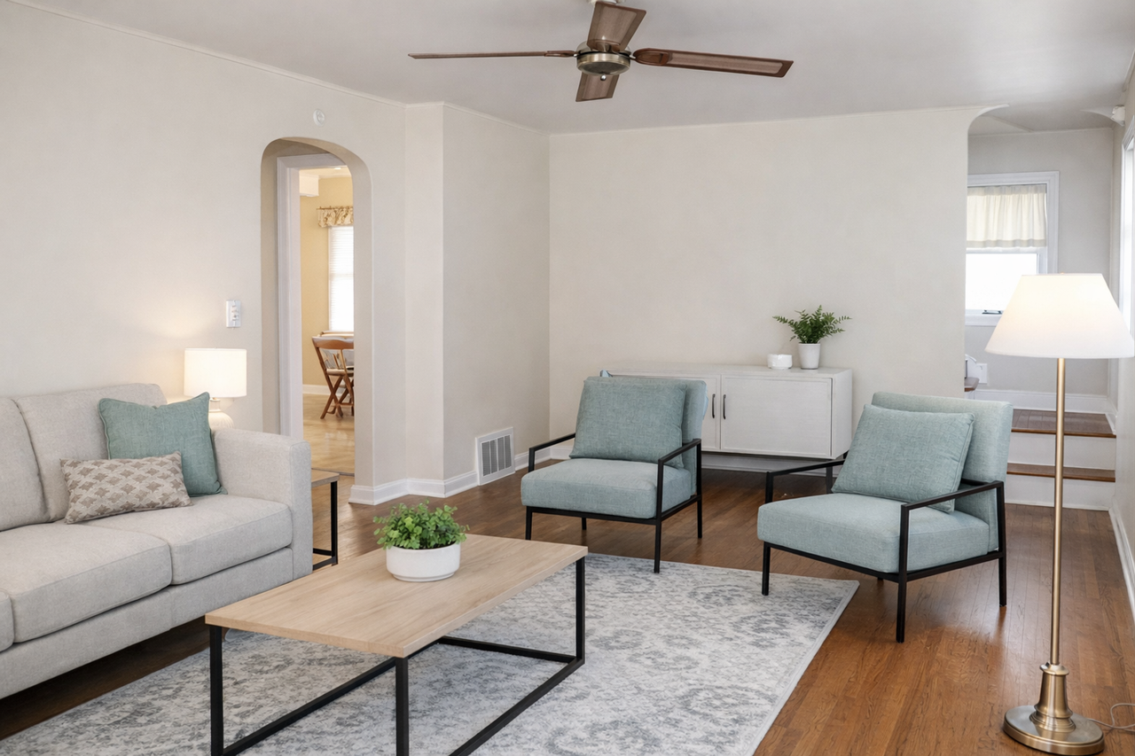 2711 Maple Ave Ne - Photo 2 of 7