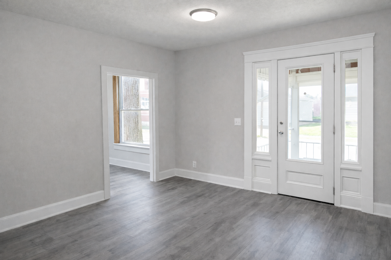 1212 Shorb Ave Nw #1 - Photo 4 of 8