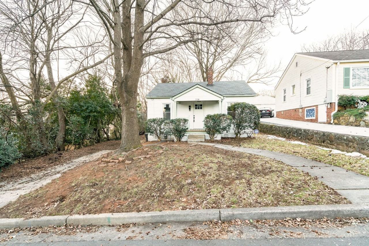 728 Mulberry St - Photo 2 of 19