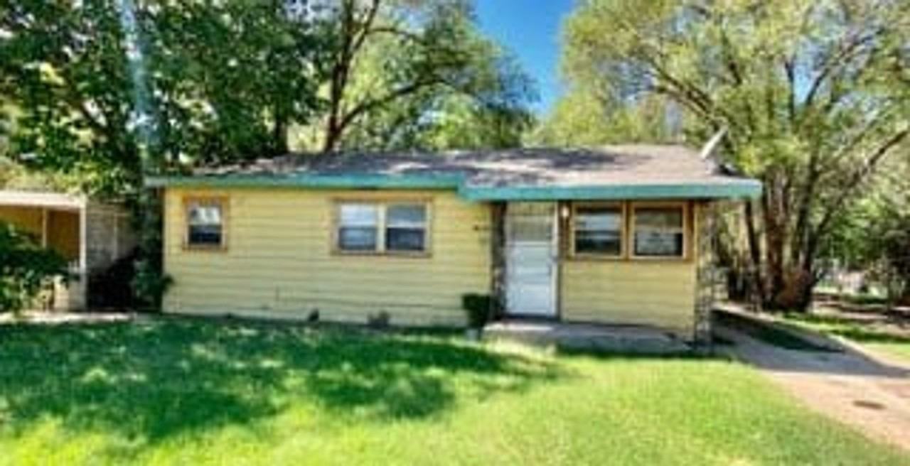 312 Beech Ave - Photo 2 of 9