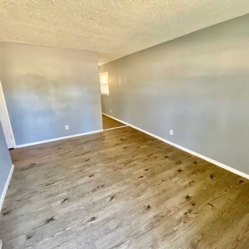 312 Beech Ave - Photo 4 of 9