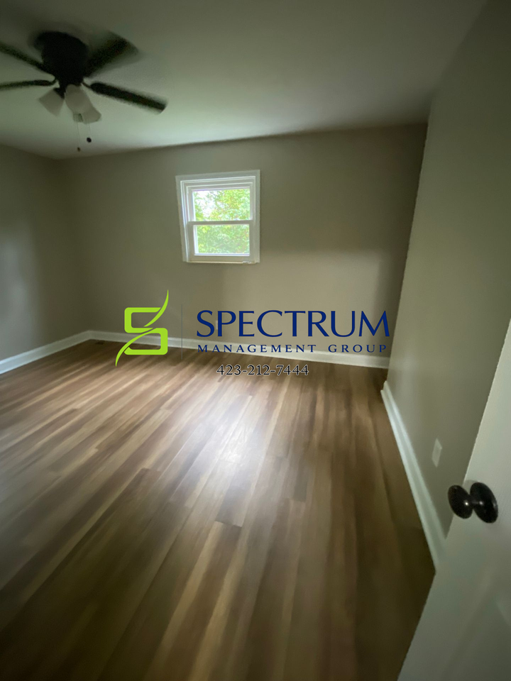 315 Goddard Dr - Photo 7 of 12