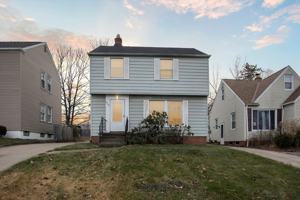 featured image of 9504 S Highland Ave