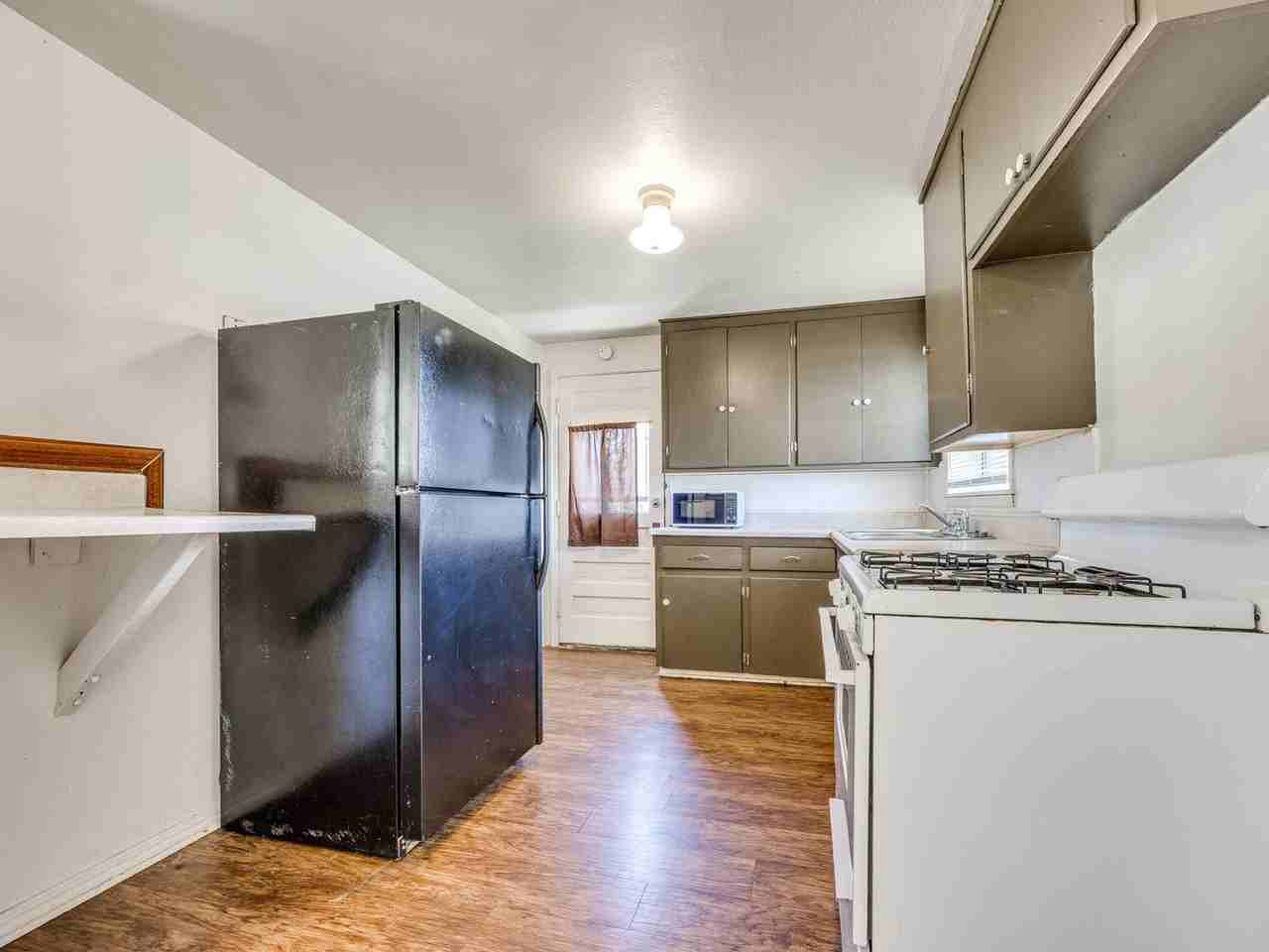 3637 Firethorn Dr - Photo 7 of 15