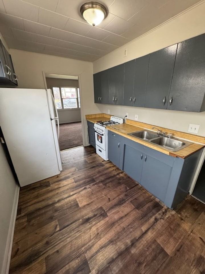 4939 Mount Vernon Park Dr - Photo 3 of 8