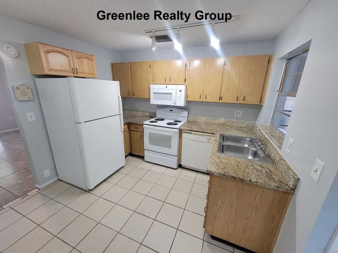 6922 Westend Ave - Photo 7 of 18