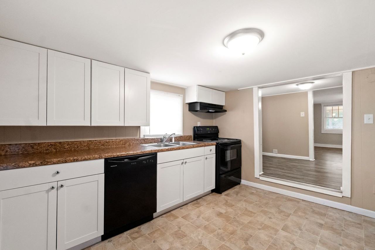 109 Chapel St - Photo 5 of 22