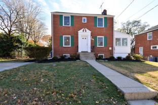 2302 Dexter Ave - Photo 1 of 1