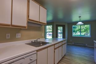 Creekside Apartments^ - Photo 1 of 1