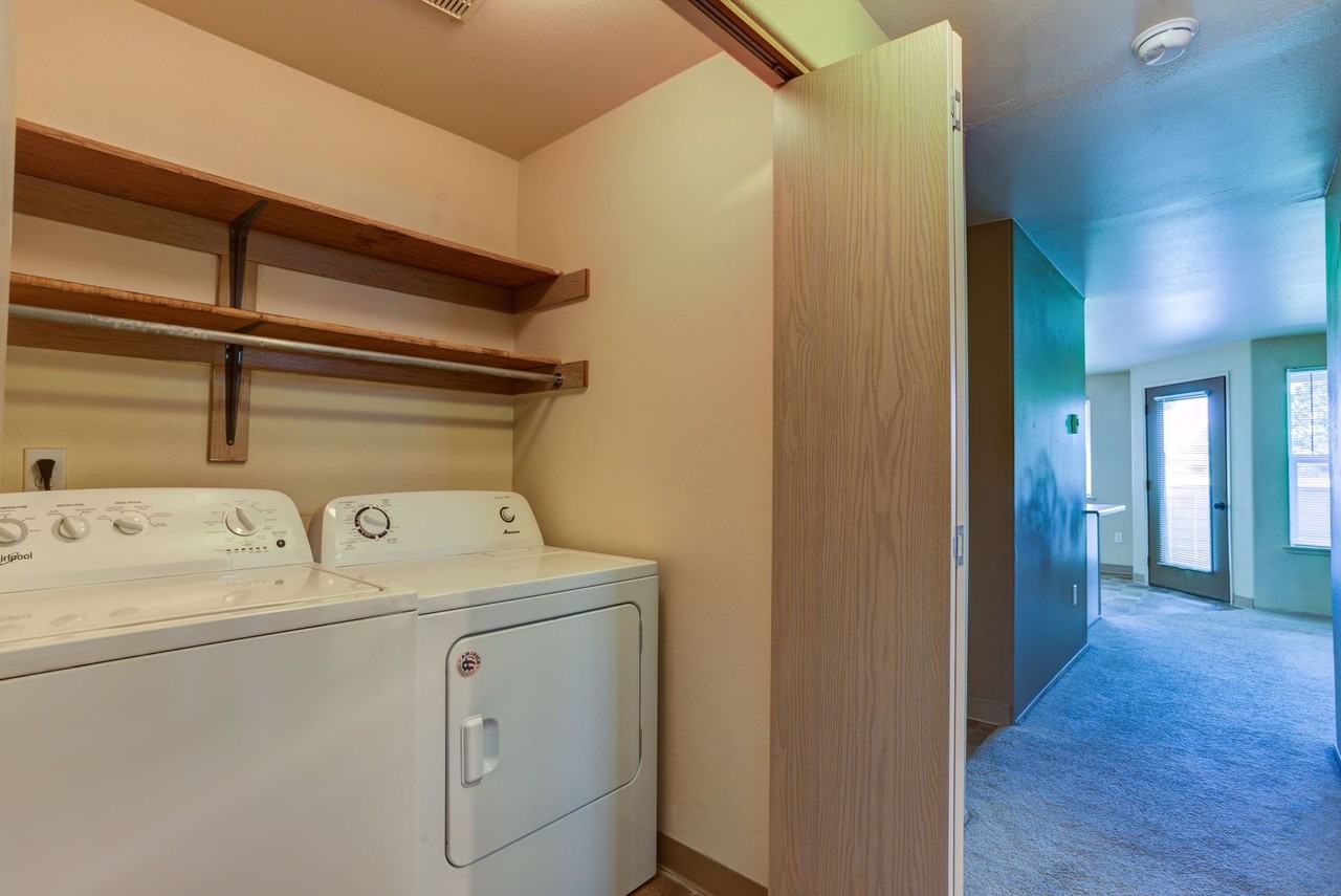 Creekside Apartments^ - Photo 6 of 30