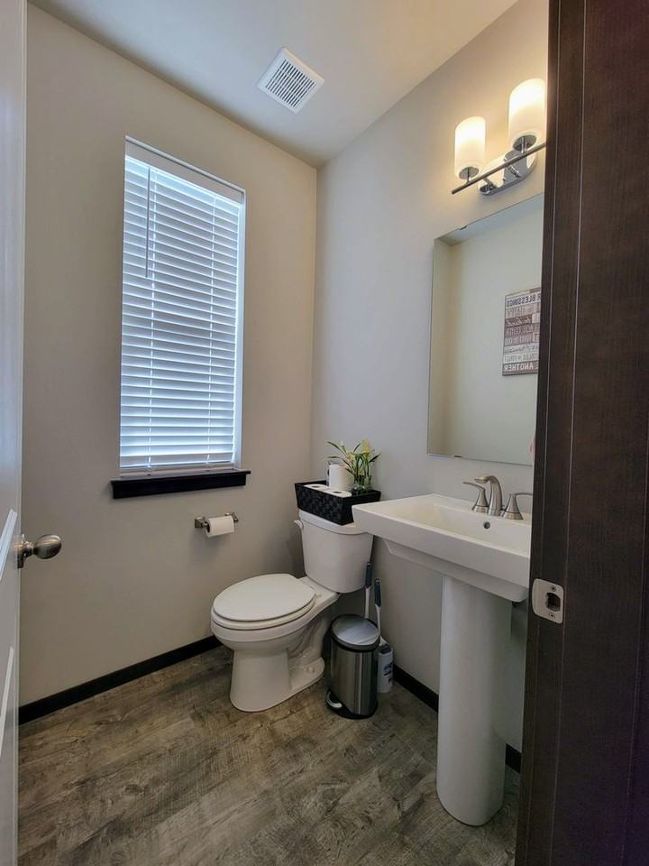 5050 Granger St - Photo 2 of 23