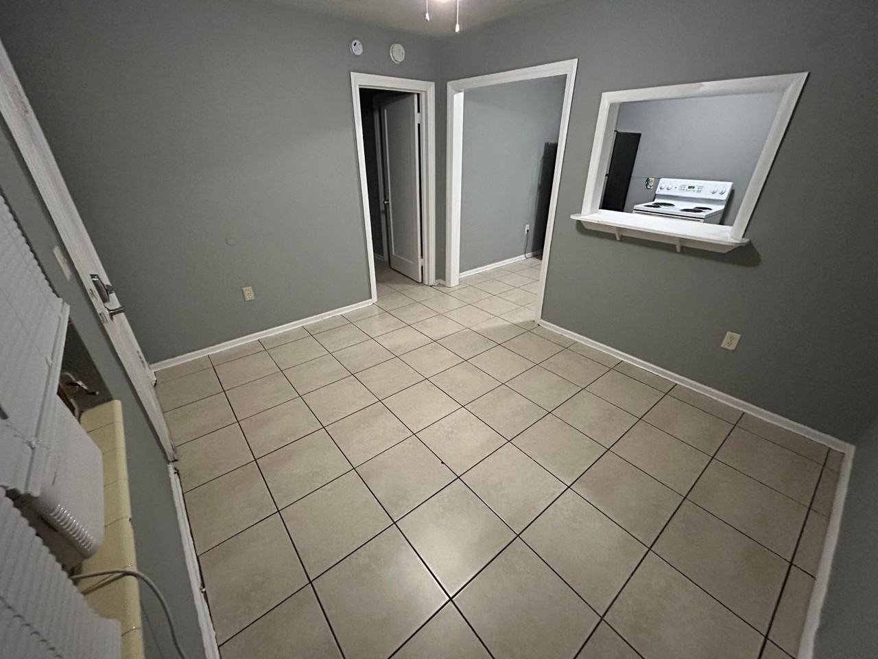 519 6th Ave W #2 - Photo 6 of 8