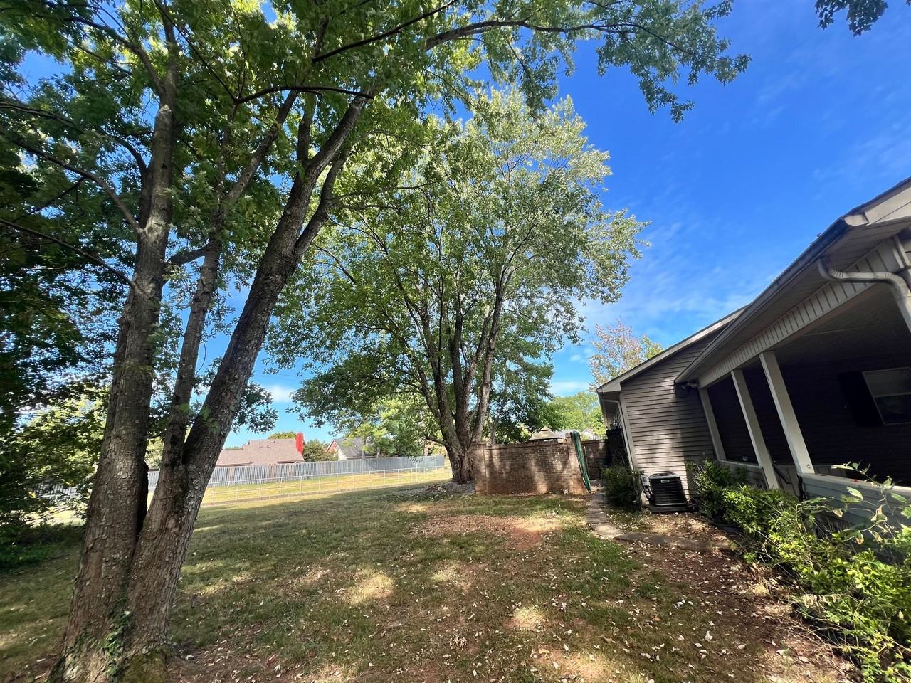 1901 Steeple Chase Court - Photo 3 of 4