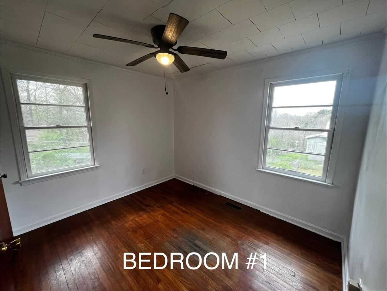 1033 W 33rd St - Photo 7 of 16