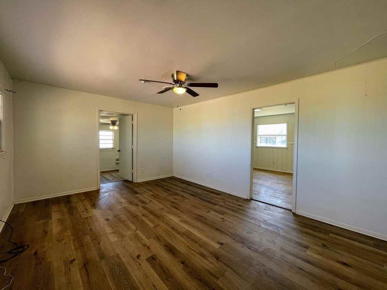 1101 S 15th St - Photo 4 of 18