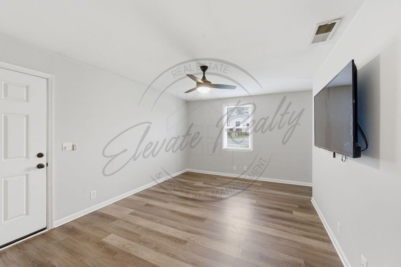 4118 Hunting Dr - Photo 6 of 26