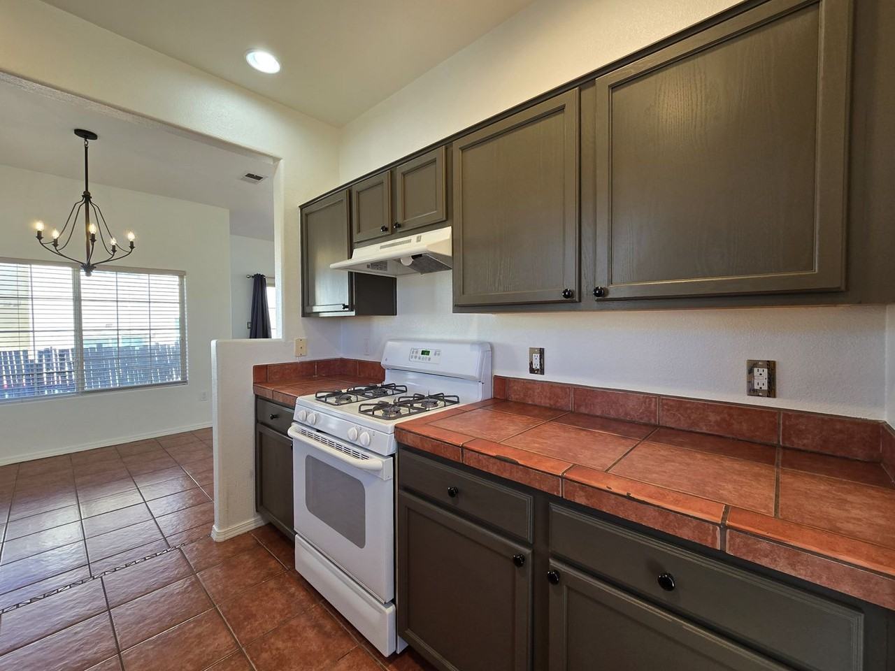 4138 Big Sky Rd - Photo 5 of 24