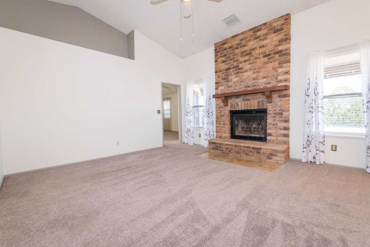 1540 Jasmin Dr - Photo 7 of 37