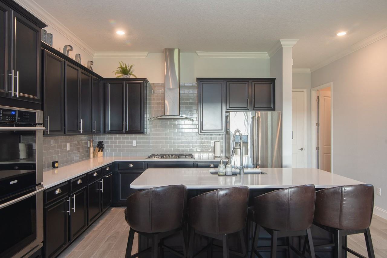 191 Waterline Dr - Photo 2 of 50