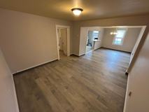 Maple1511-1513 - Photo 1 of 1