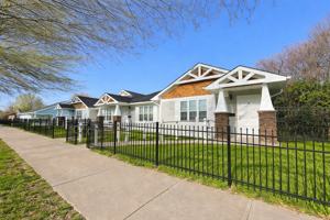 featured image of 2208 Catherine Simmons Ave