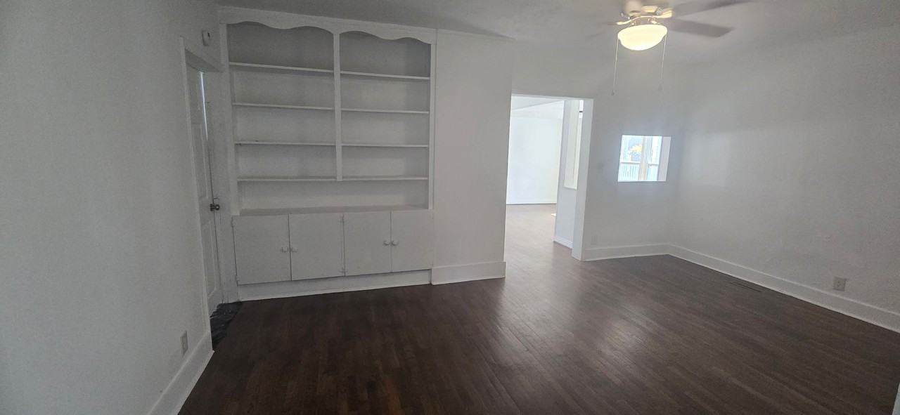 2057 N Grant Ave - Photo 7 of 24