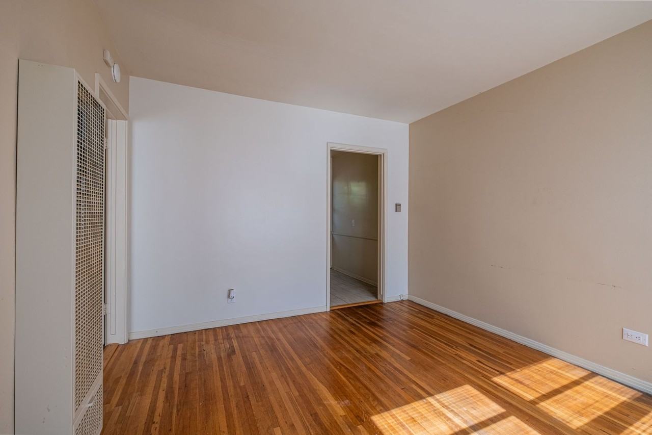 1506 S Catalina Ave - Photo 4 of 14