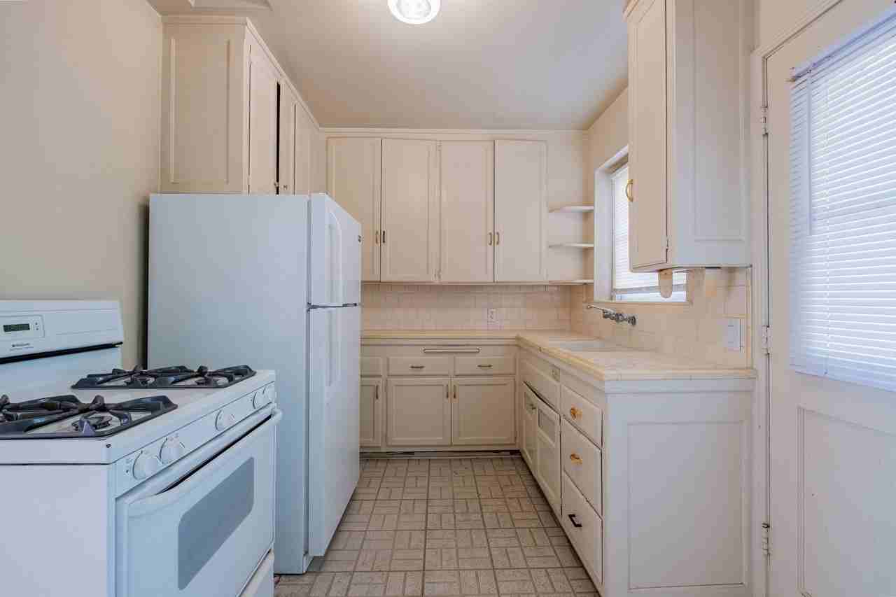 1506 S Catalina Ave - Photo 6 of 14