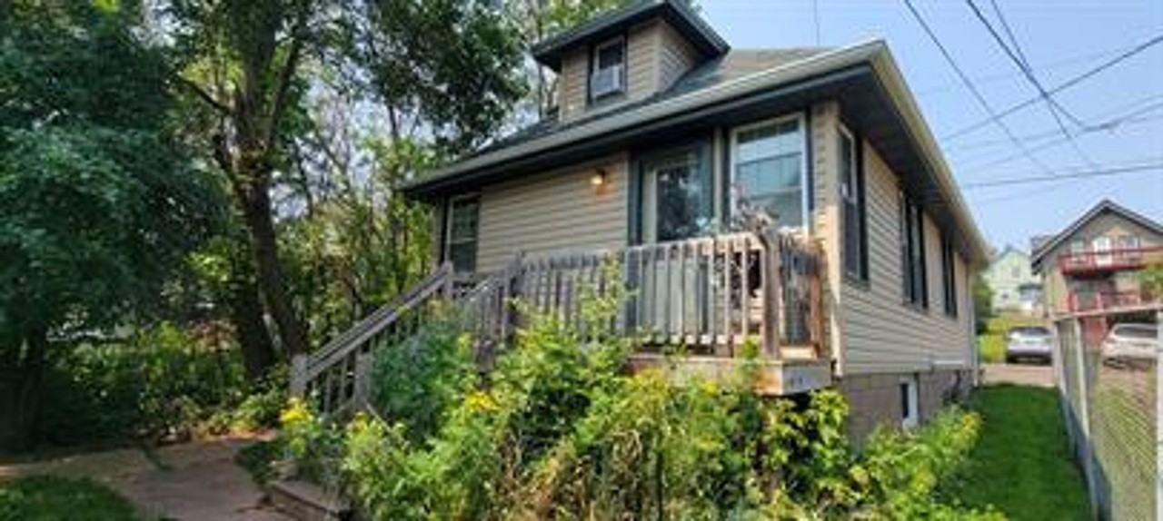 617 E 8th St Duluth - Photo 2 of 2