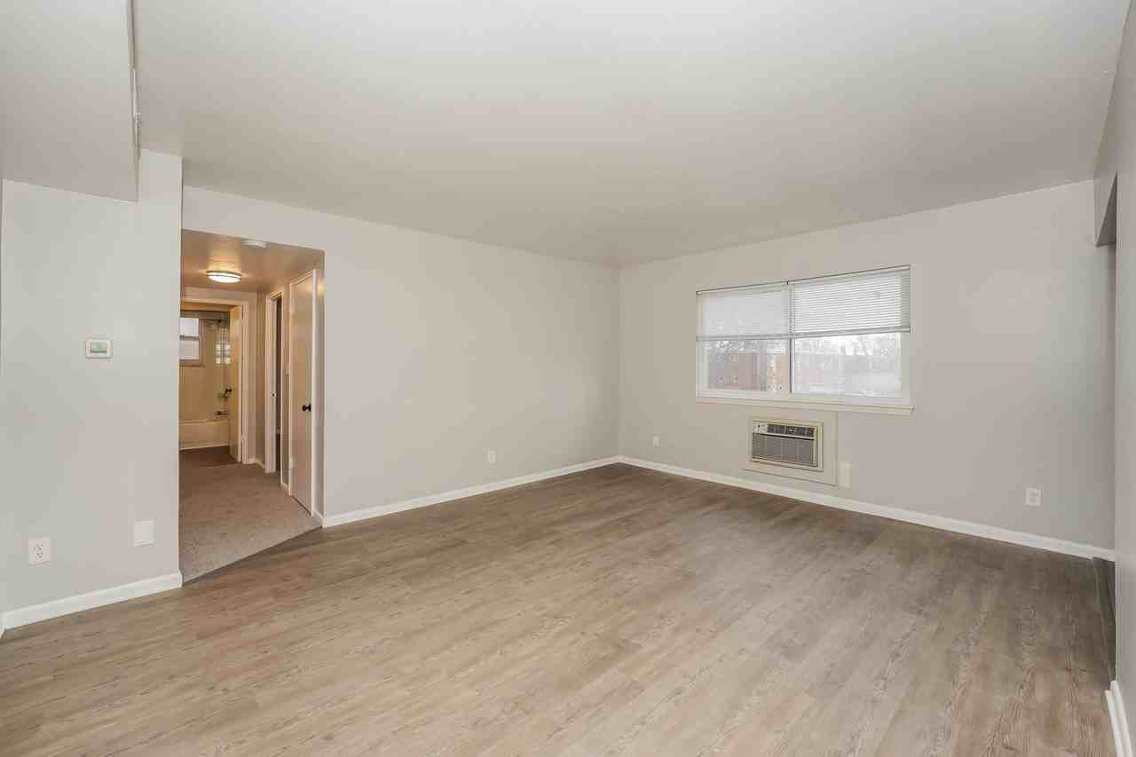 4072 Fulton Rd - Photo 5 of 11