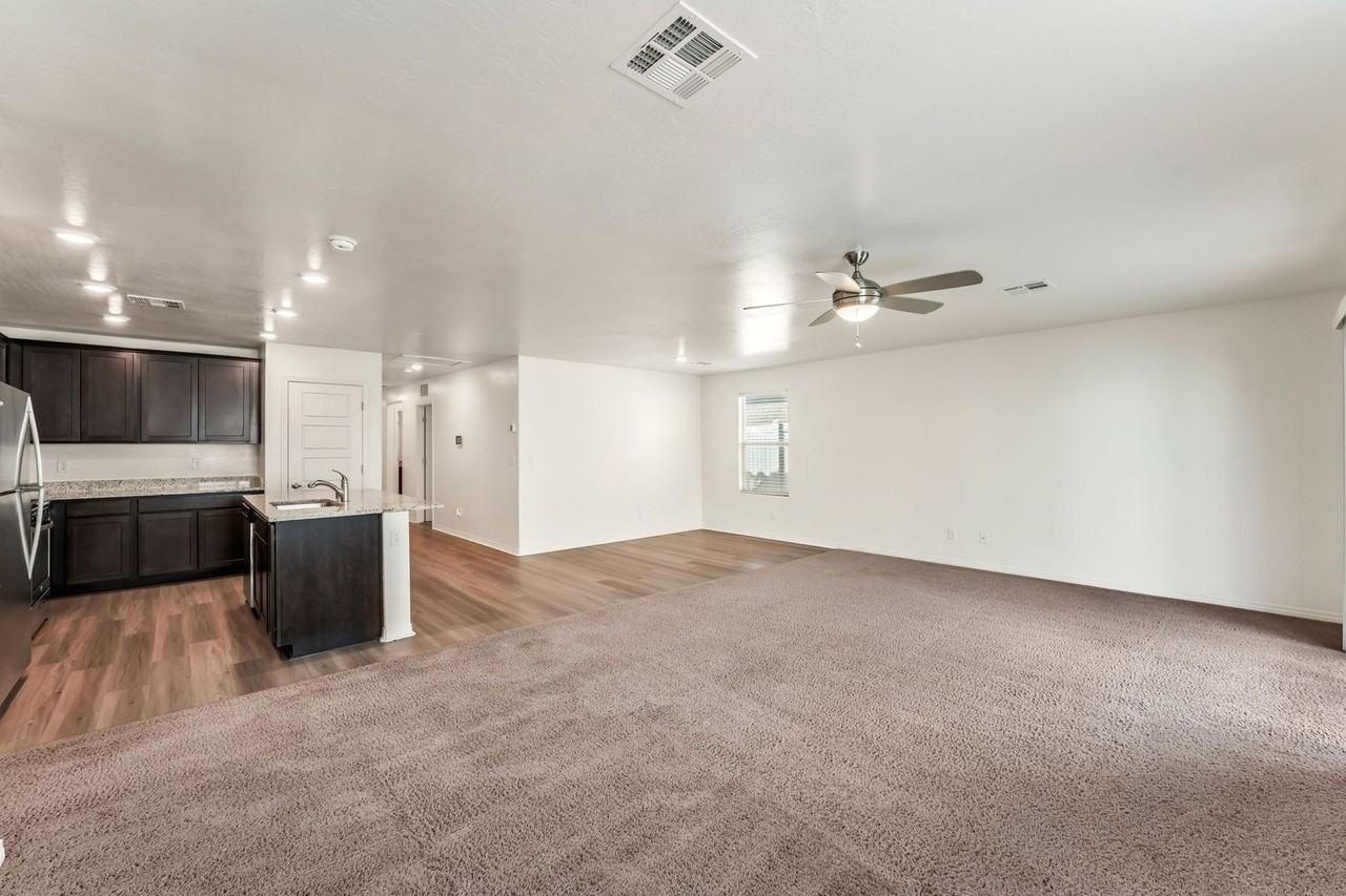 518 El Gusto Ave - Photo 3 of 19