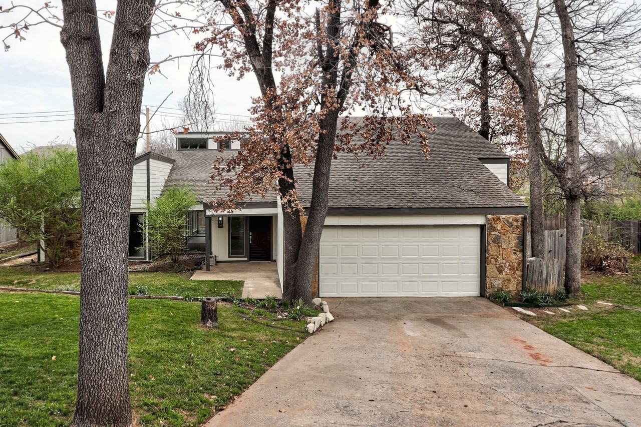 2301 Tredington Way - Photo 3 of 50